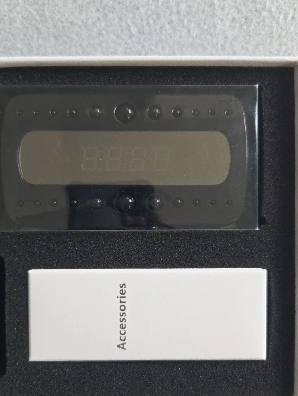 Mouen Wi‑Fi Camera Alarm Clock - White